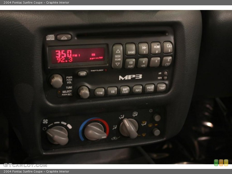 Graphite Interior Controls for the 2004 Pontiac Sunfire Coupe #38300795