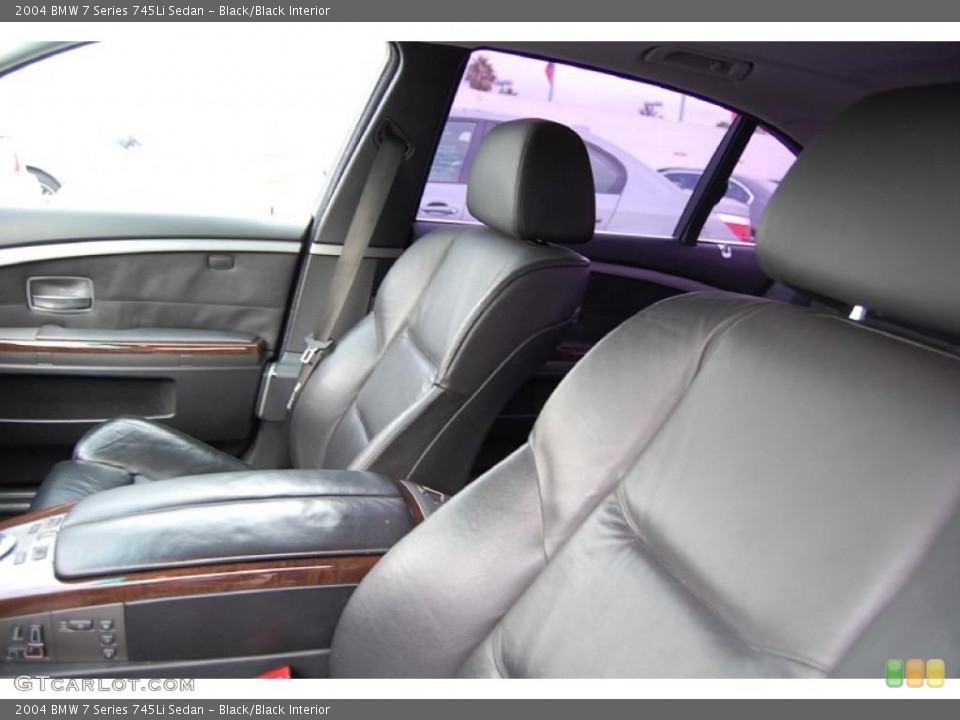 Black/Black Interior Photo for the 2004 BMW 7 Series 745Li Sedan #38304847