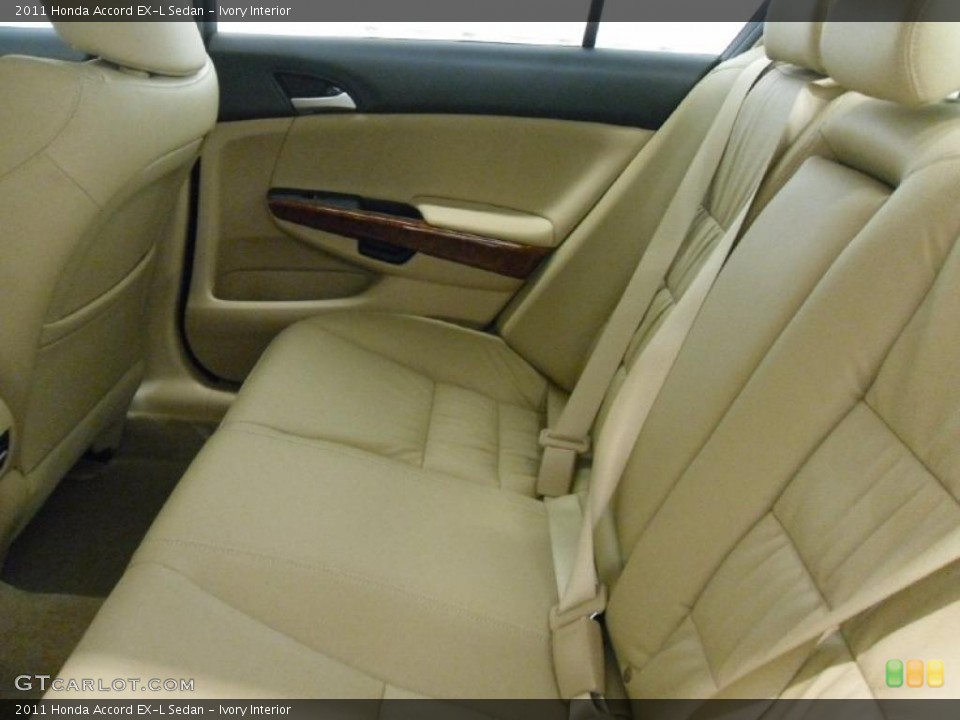 Ivory Interior Photo for the 2011 Honda Accord EX-L Sedan #38310743