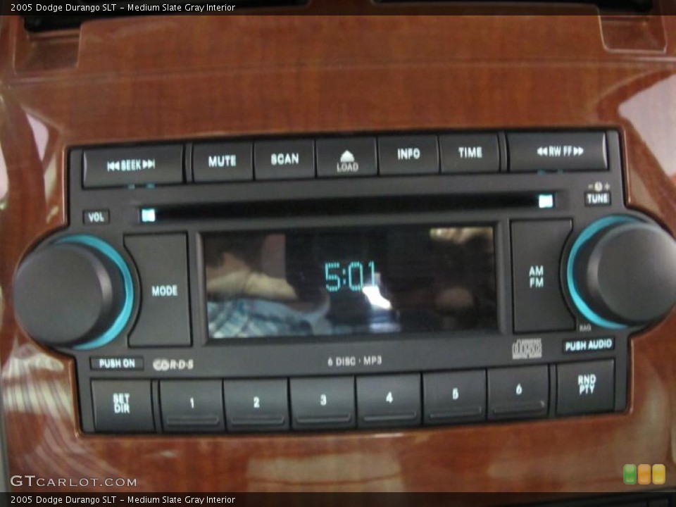 Medium Slate Gray Interior Controls for the 2005 Dodge Durango SLT #38311811