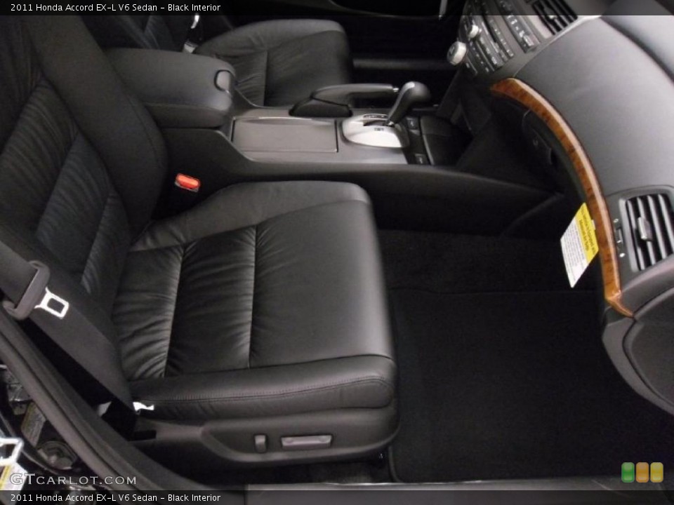 Black Interior Photo for the 2011 Honda Accord EX-L V6 Sedan #38312763