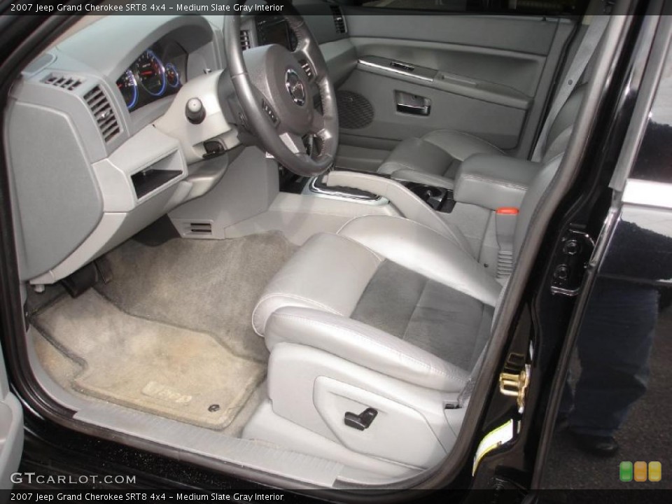 Medium Slate Gray Interior Photo for the 2007 Jeep Grand Cherokee SRT8 4x4 #38313327