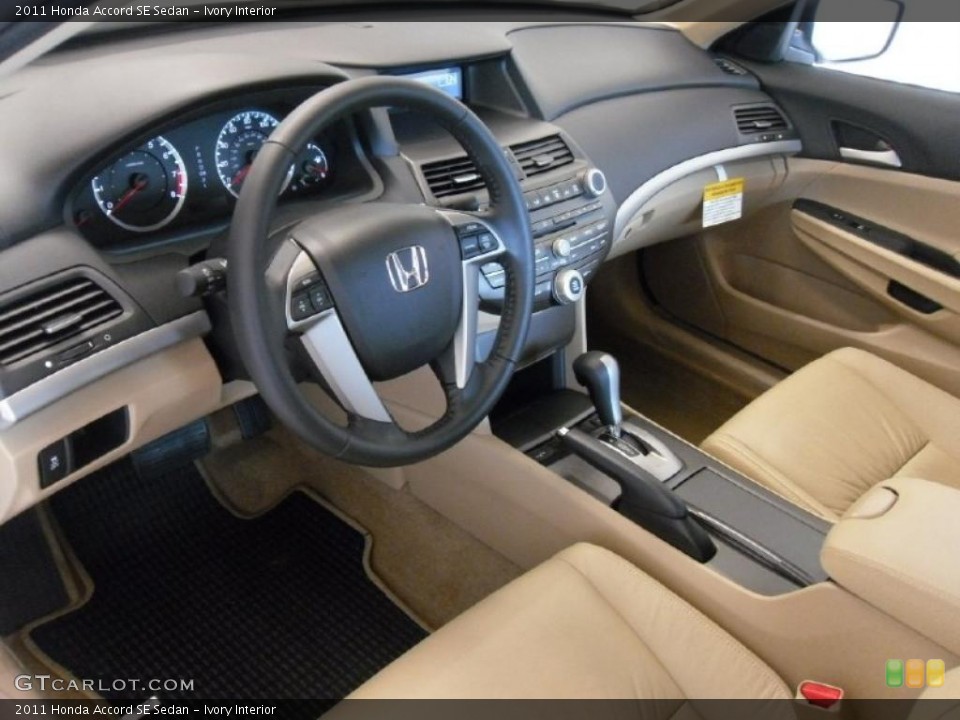 Ivory Interior Photo for the 2011 Honda Accord SE Sedan #38313363