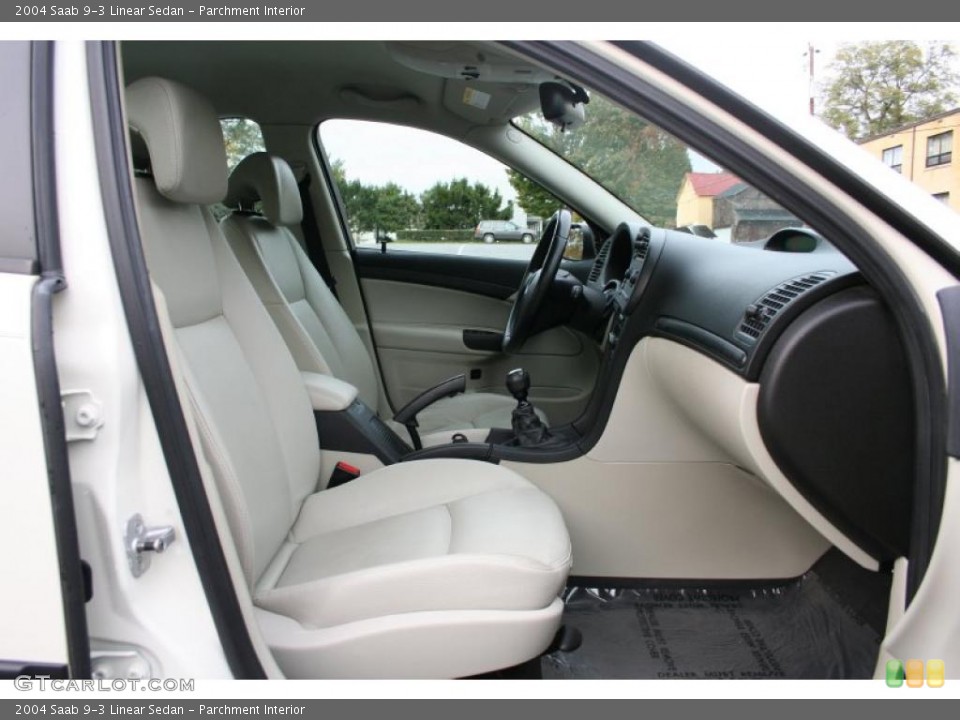 Parchment Interior Photo for the 2004 Saab 9-3 Linear Sedan #38318707