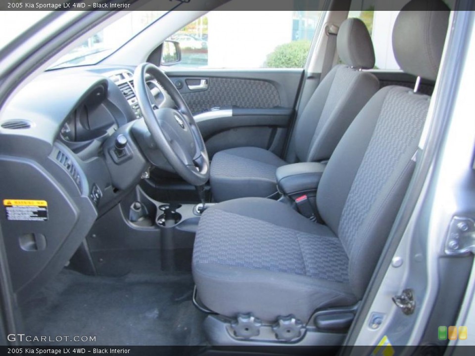 Black Interior Photo for the 2005 Kia Sportage LX 4WD #38320207