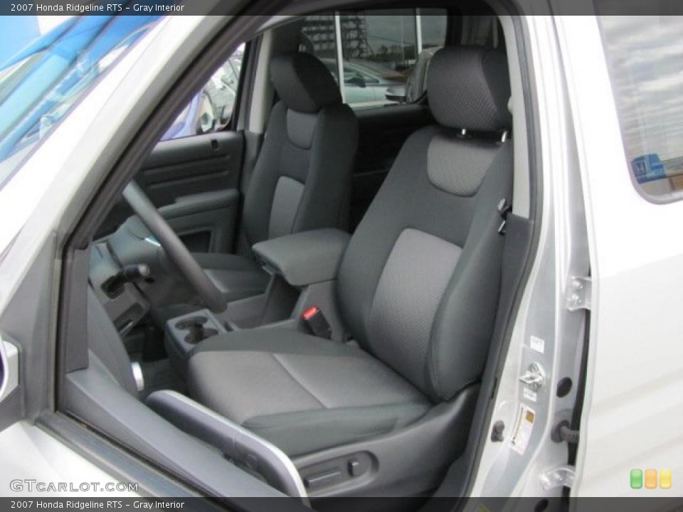 Gray Interior Photo for the 2007 Honda Ridgeline RTS #38320747
