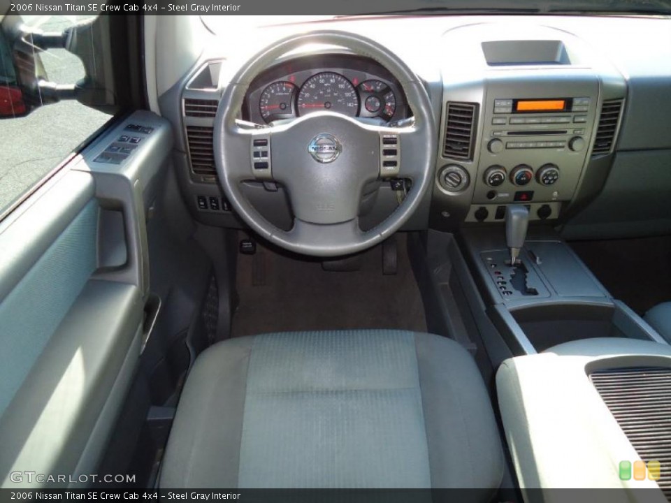 Steel Gray Interior Photo for the 2006 Nissan Titan SE Crew Cab 4x4 #38325688