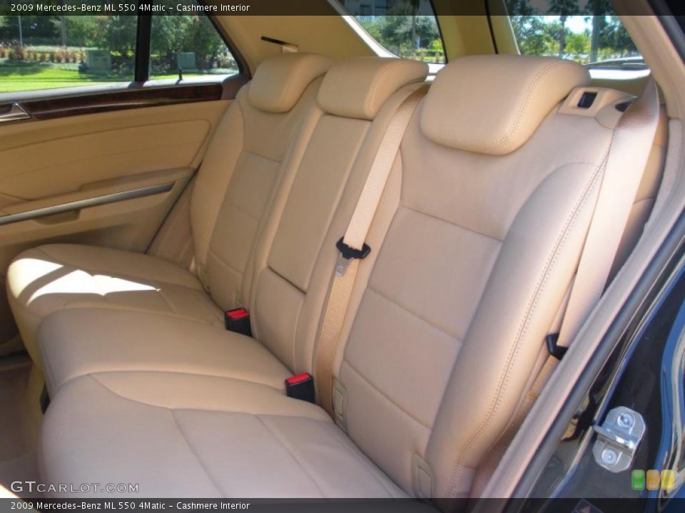Cashmere Interior Photo for the 2009 Mercedes-Benz ML 550 4Matic #38329607