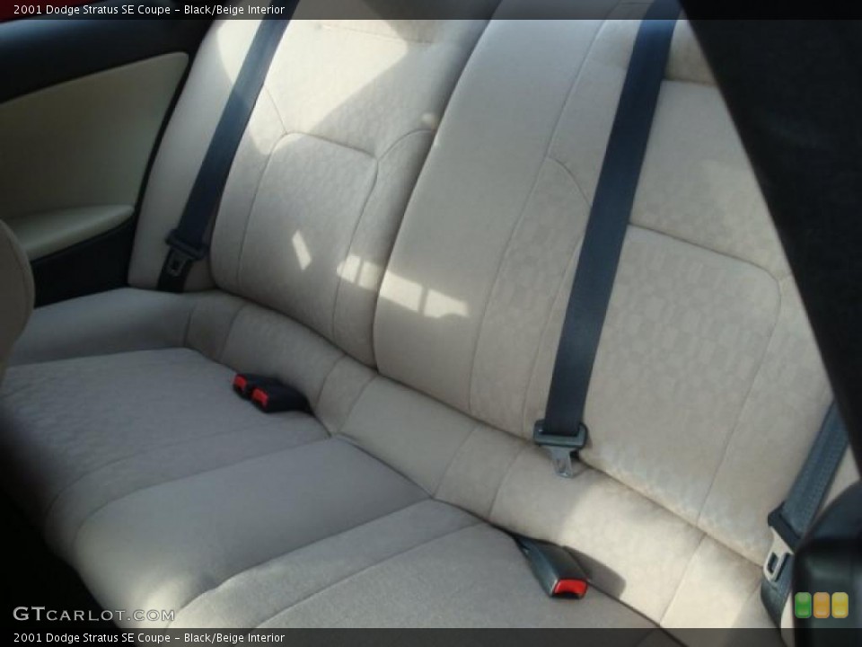 Black/Beige Interior Photo for the 2001 Dodge Stratus SE Coupe #38333419