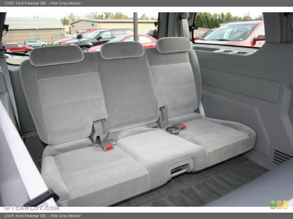 Flint Grey Interior Photo for the 2005 Ford Freestar SES #38333647