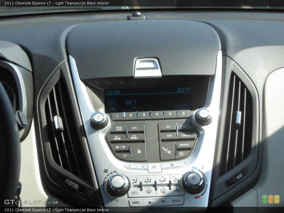 Light Titanium/Jet Black Interior Controls for the 2011 Chevrolet Equinox LT #38337723