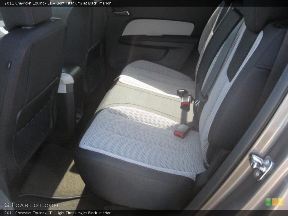 Light Titanium/Jet Black Interior Photo for the 2011 Chevrolet Equinox LT #38337747