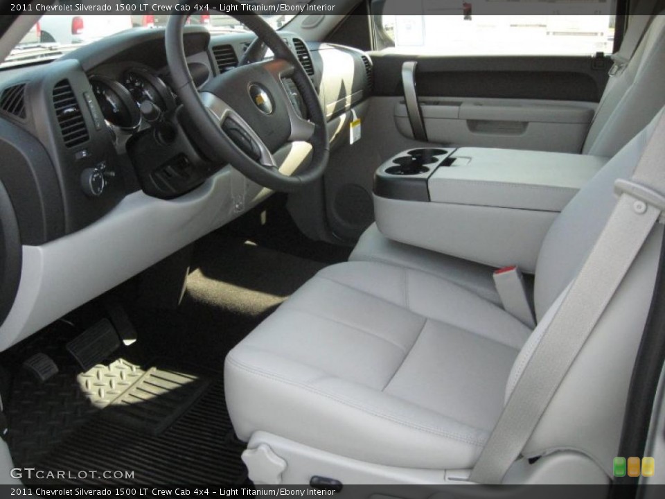 Light Titanium/Ebony Interior Dashboard for the 2011 Chevrolet Silverado 1500 LT Crew Cab 4x4 #38338388