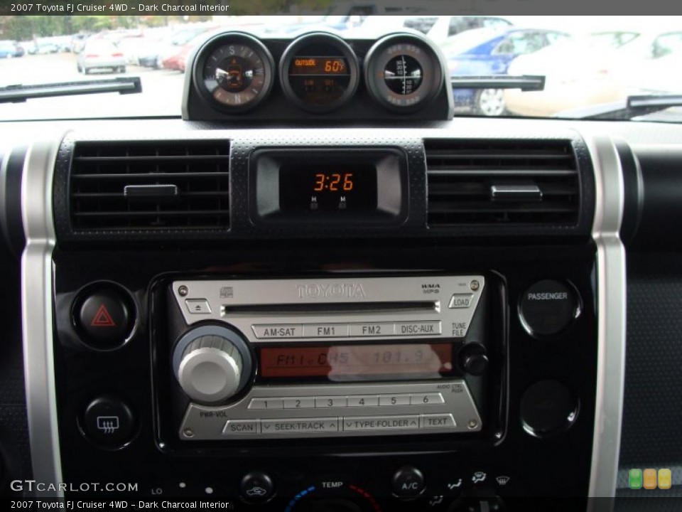 Dark Charcoal Interior Controls for the 2007 Toyota FJ Cruiser 4WD #38339876