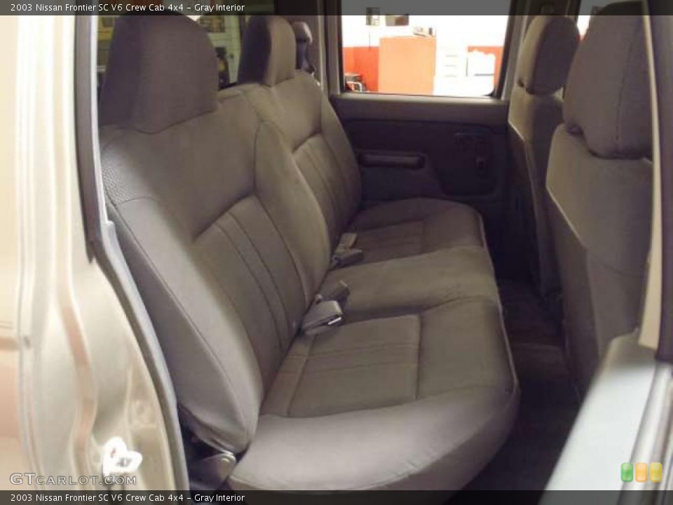 Gray Interior Photo for the 2003 Nissan Frontier SC V6 Crew Cab 4x4 #38343209
