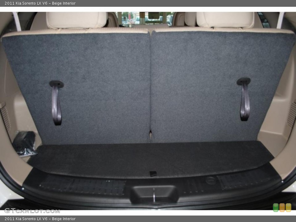 Beige Interior Trunk for the 2011 Kia Sorento LX V6 #38346230