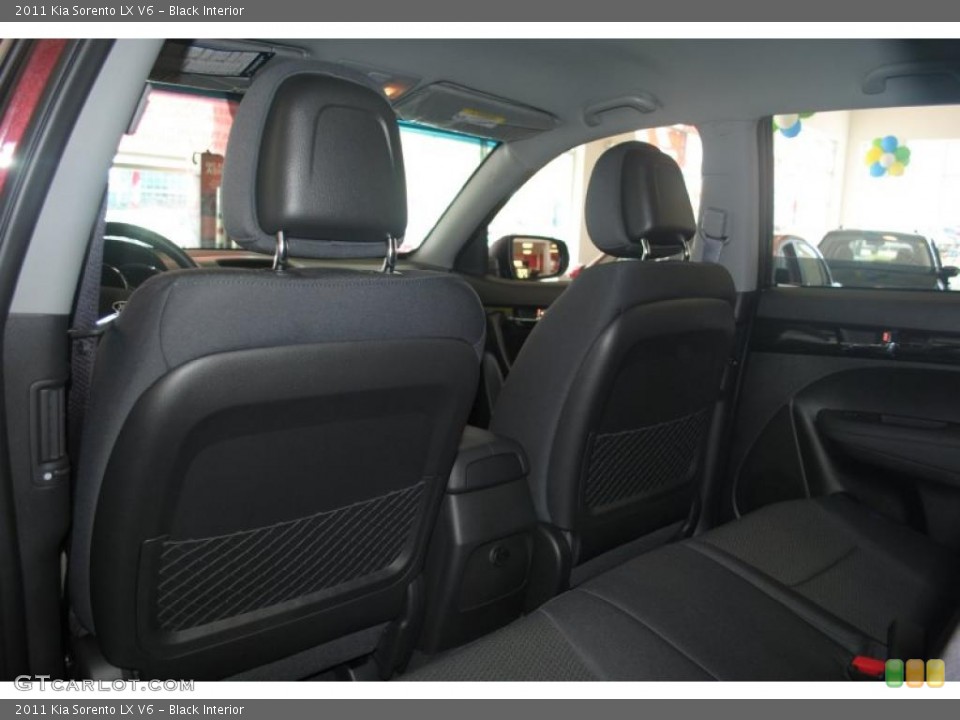 Black Interior Photo for the 2011 Kia Sorento LX V6 #38346786