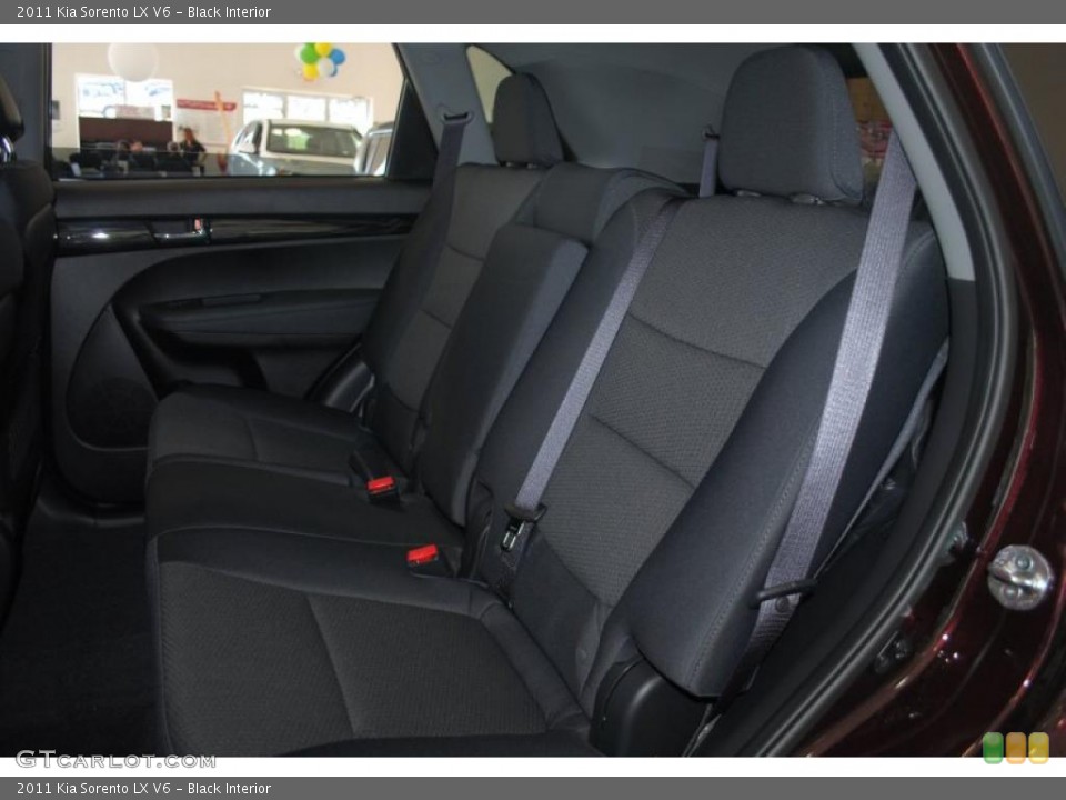 Black Interior Photo for the 2011 Kia Sorento LX V6 #38346802