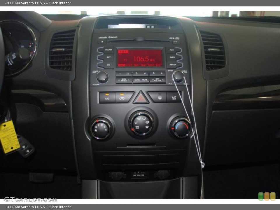 Black Interior Controls for the 2011 Kia Sorento LX V6 #38347070