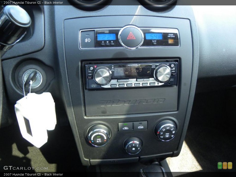 Black Interior Controls for the 2007 Hyundai Tiburon GS #38347438