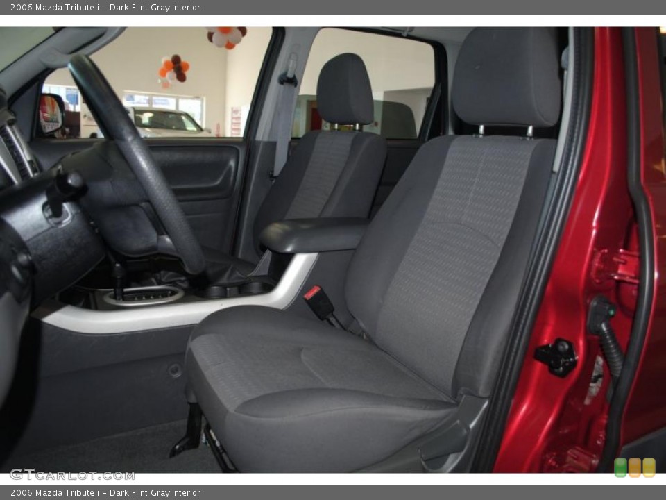 Dark Flint Gray Interior Photo for the 2006 Mazda Tribute i #38348038