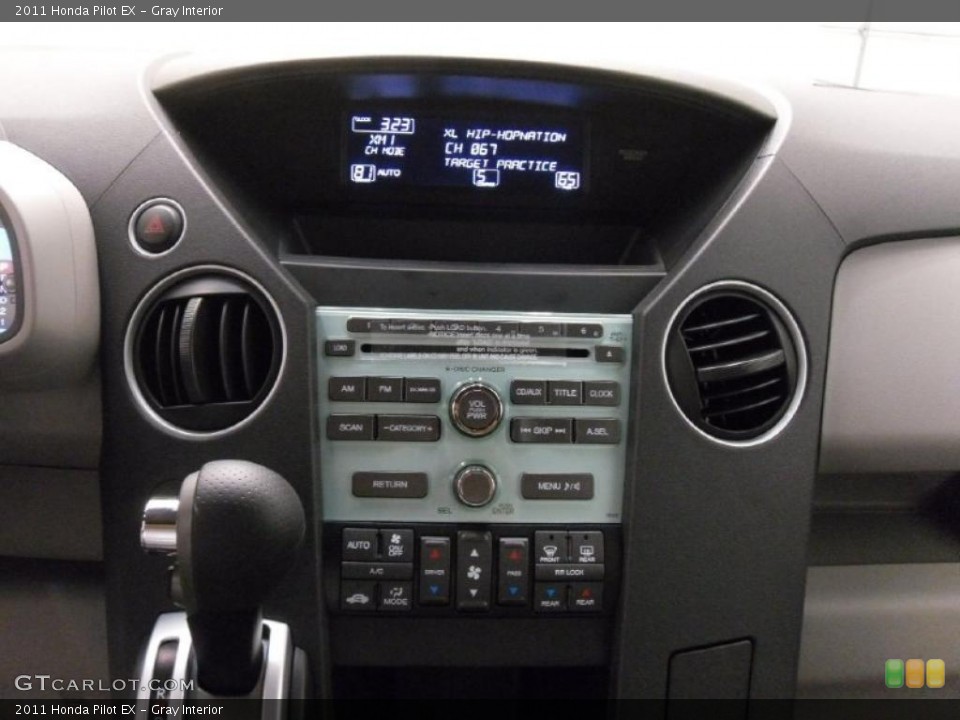 Gray Interior Controls for the 2011 Honda Pilot EX #38348570
