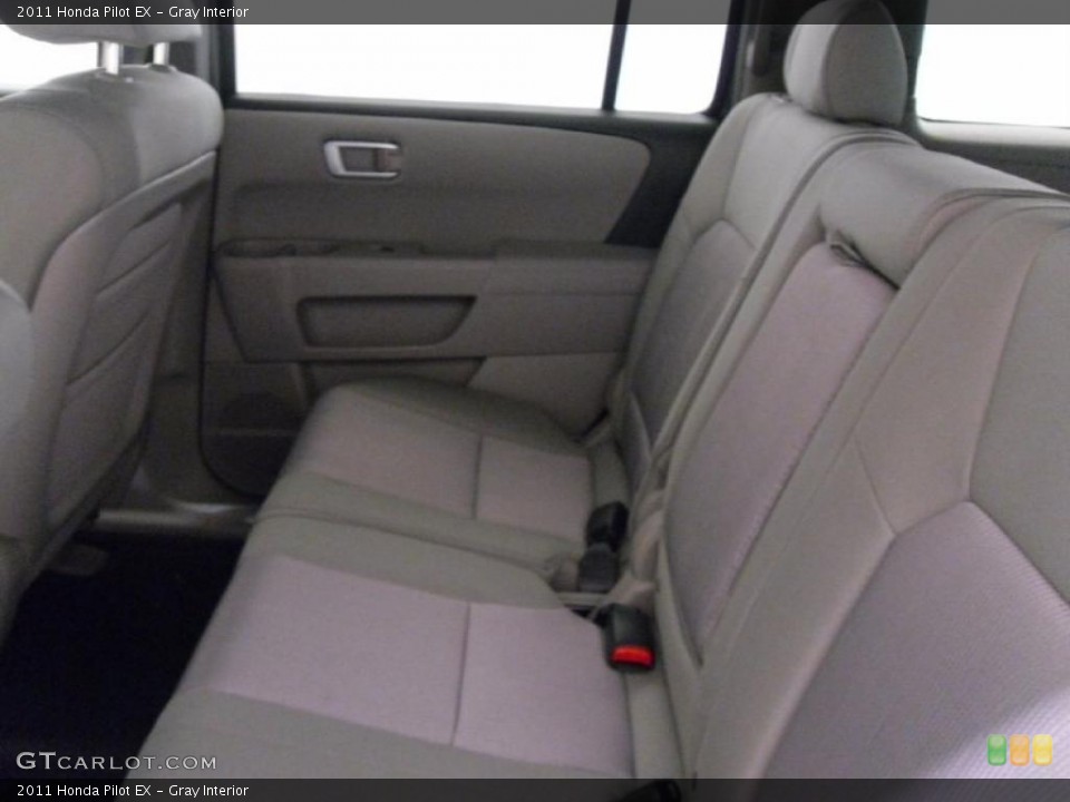 Gray Interior Photo for the 2011 Honda Pilot EX #38348602