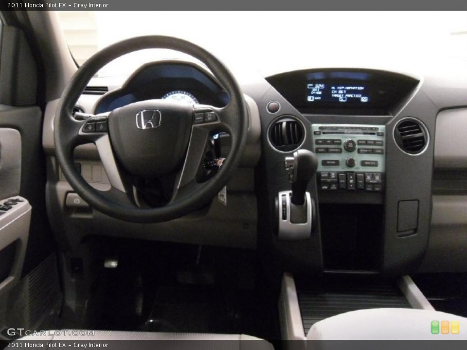 Gray Interior Dashboard for the 2011 Honda Pilot EX #38348630