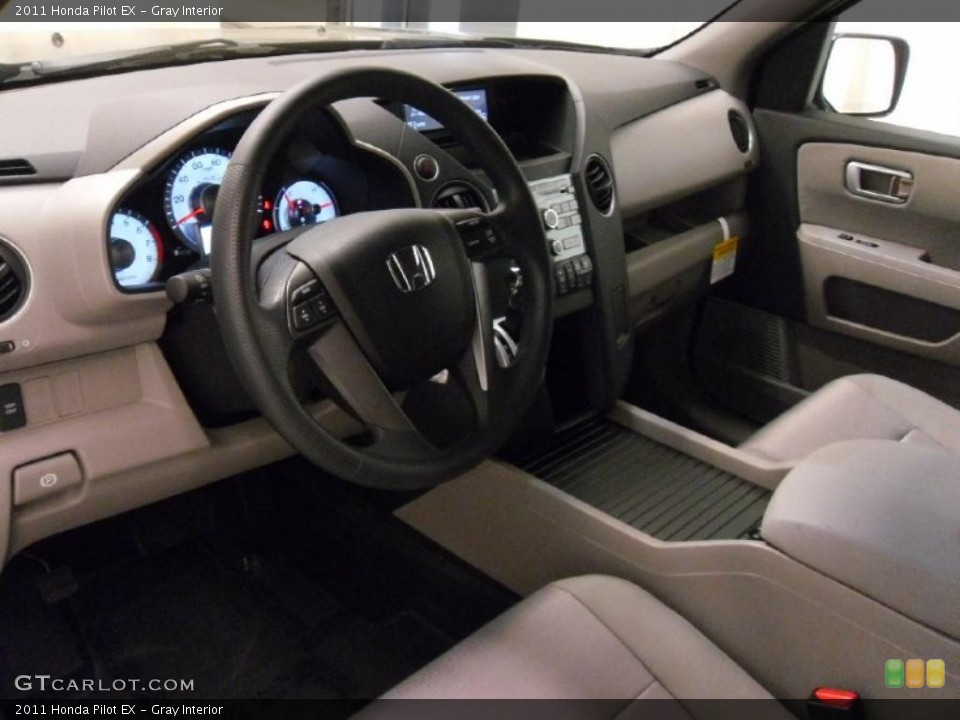 Gray Interior Dashboard for the 2011 Honda Pilot EX #38348834