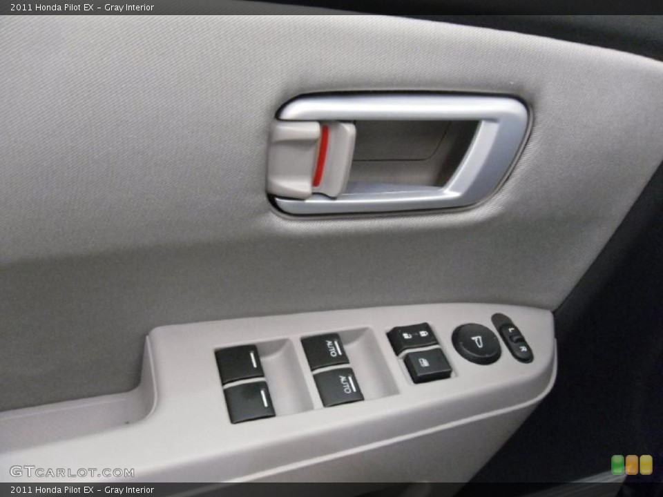 Gray Interior Controls for the 2011 Honda Pilot EX #38348850