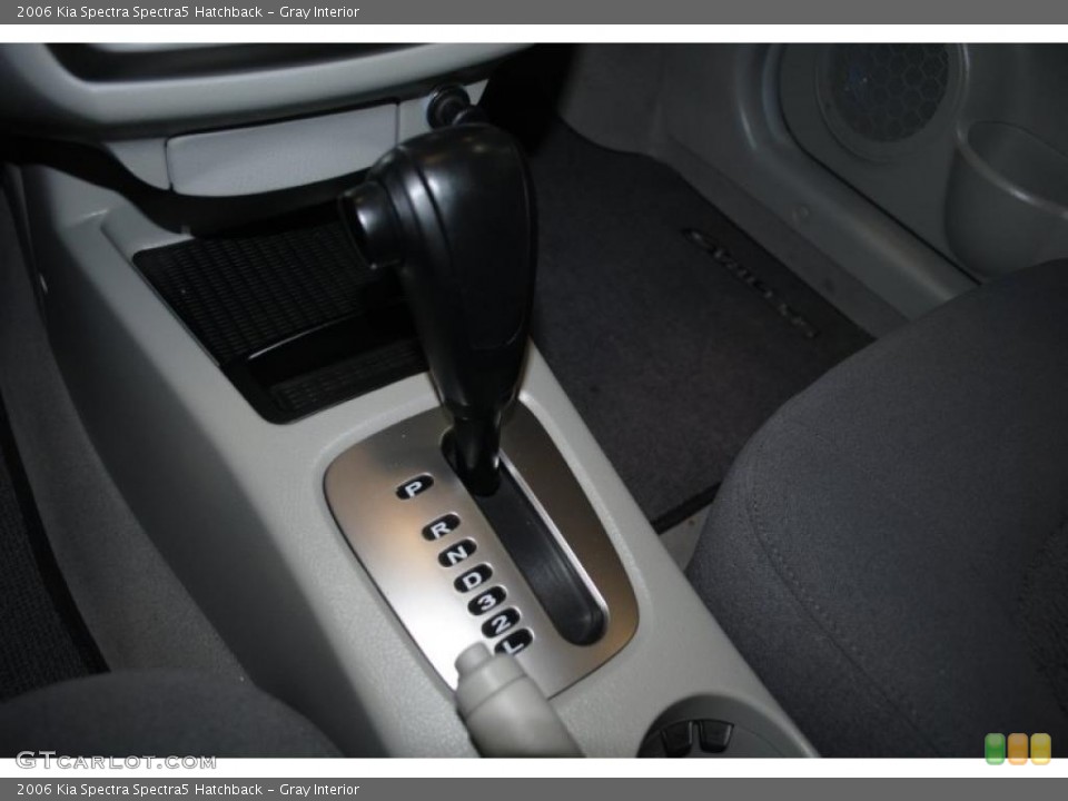 Gray Interior Transmission for the 2006 Kia Spectra Spectra5 Hatchback #38349094