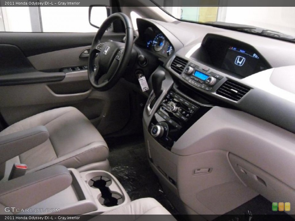 Gray Interior Photo for the 2011 Honda Odyssey EX-L #38350290