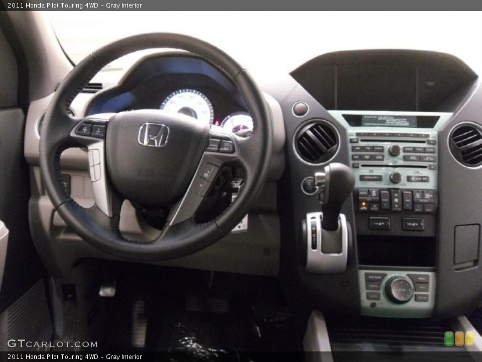 Gray Interior Dashboard for the 2011 Honda Pilot Touring 4WD #38352290