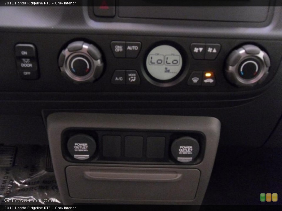 Gray Interior Controls for the 2011 Honda Ridgeline RTS #38352702