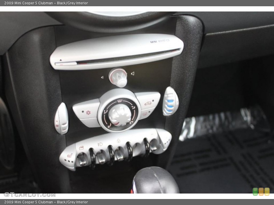 Black/Grey Interior Controls for the 2009 Mini Cooper S Clubman #38353946