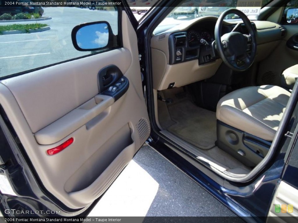 Taupe Interior Photo for the 2004 Pontiac Montana  #38359670