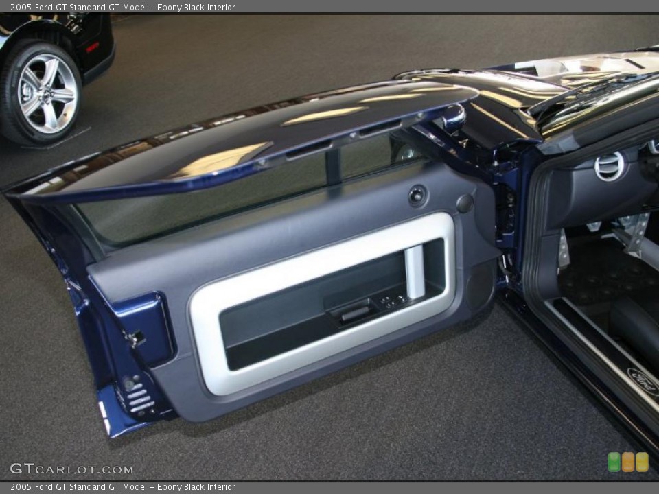 Ebony Black Interior Door Panel for the 2005 Ford GT  #38363370
