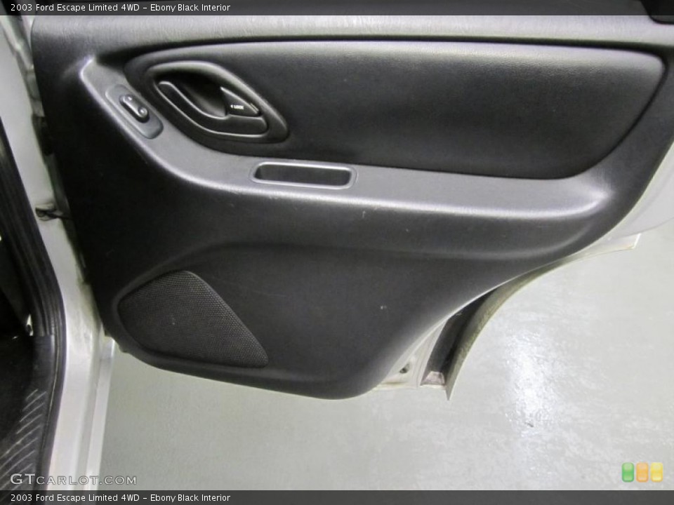 Ebony Black Interior Photo for the 2003 Ford Escape Limited 4WD #38363798