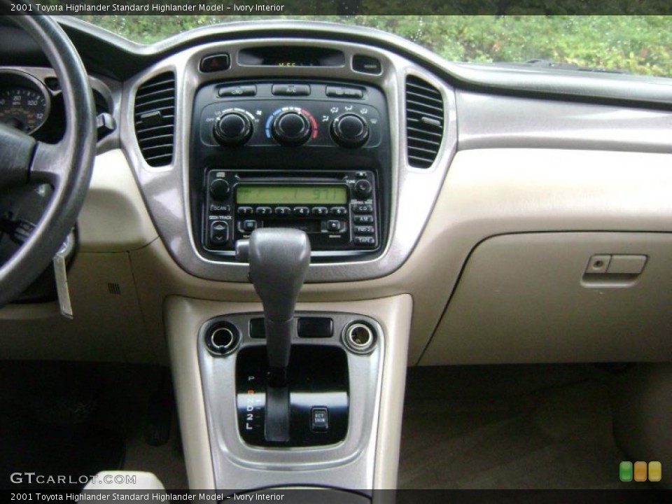 Ivory Interior Transmission for the 2001 Toyota Highlander  #38370462