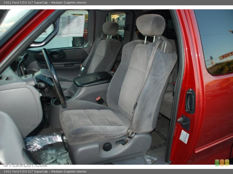 Medium Graphite Interior Photo for the 2001 Ford F150 XLT SuperCab #38374650