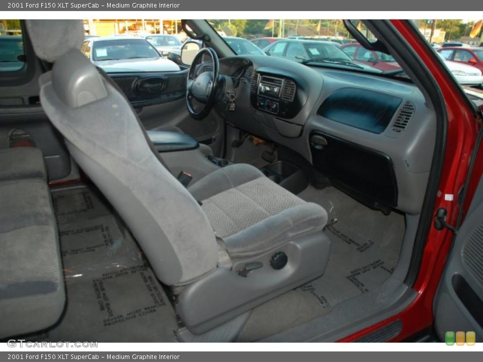 Medium Graphite Interior Photo for the 2001 Ford F150 XLT SuperCab #38374774