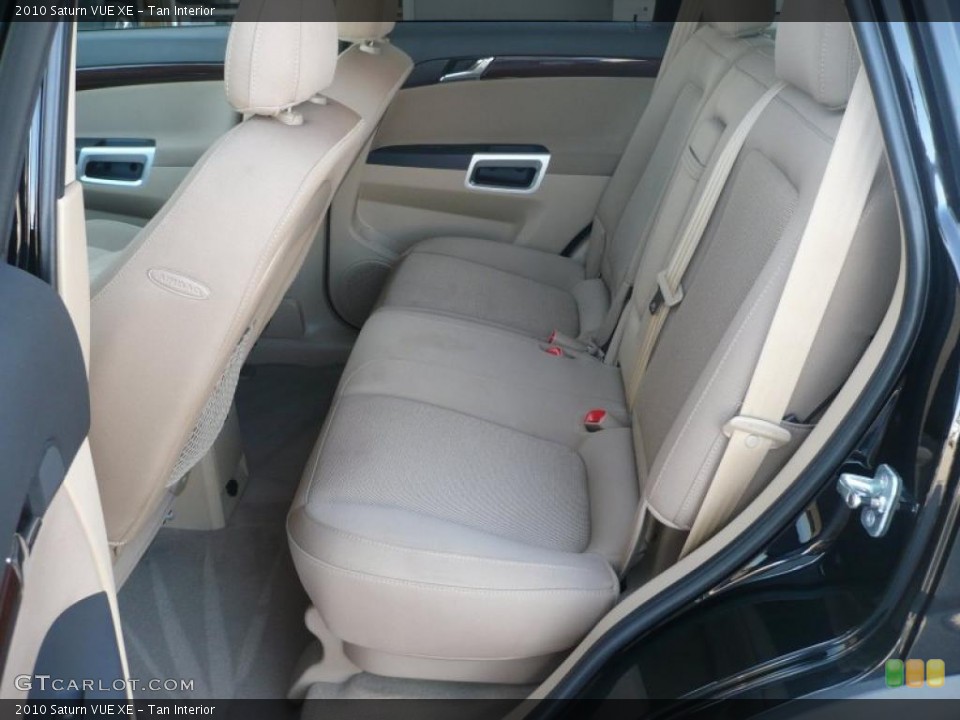 Tan Interior Photo for the 2010 Saturn VUE XE #38377454