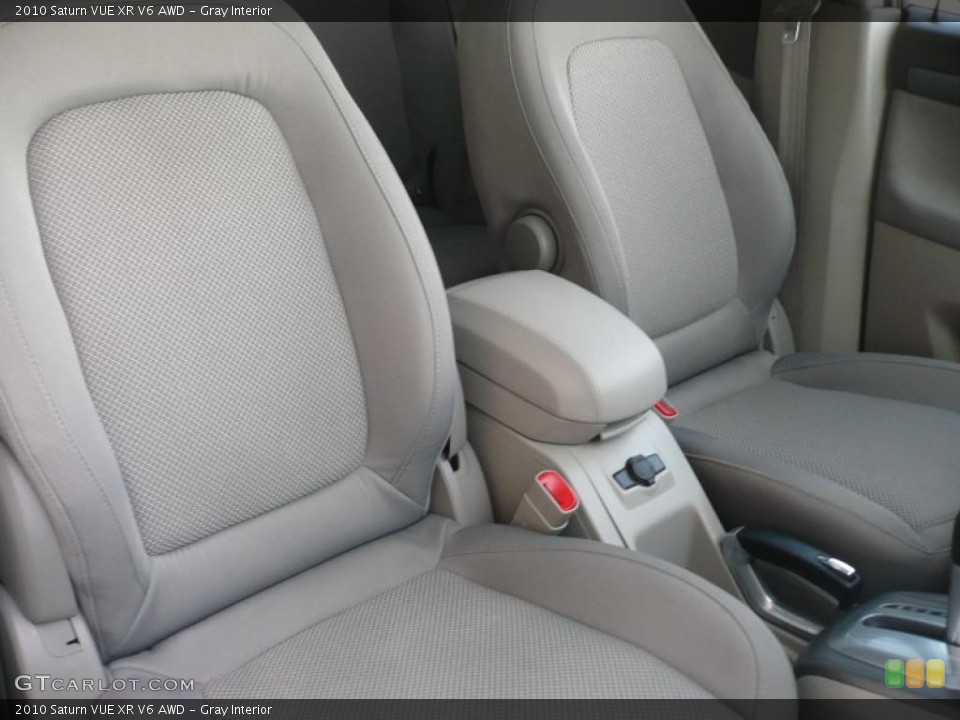 Gray Interior Photo for the 2010 Saturn VUE XR V6 AWD #38378671