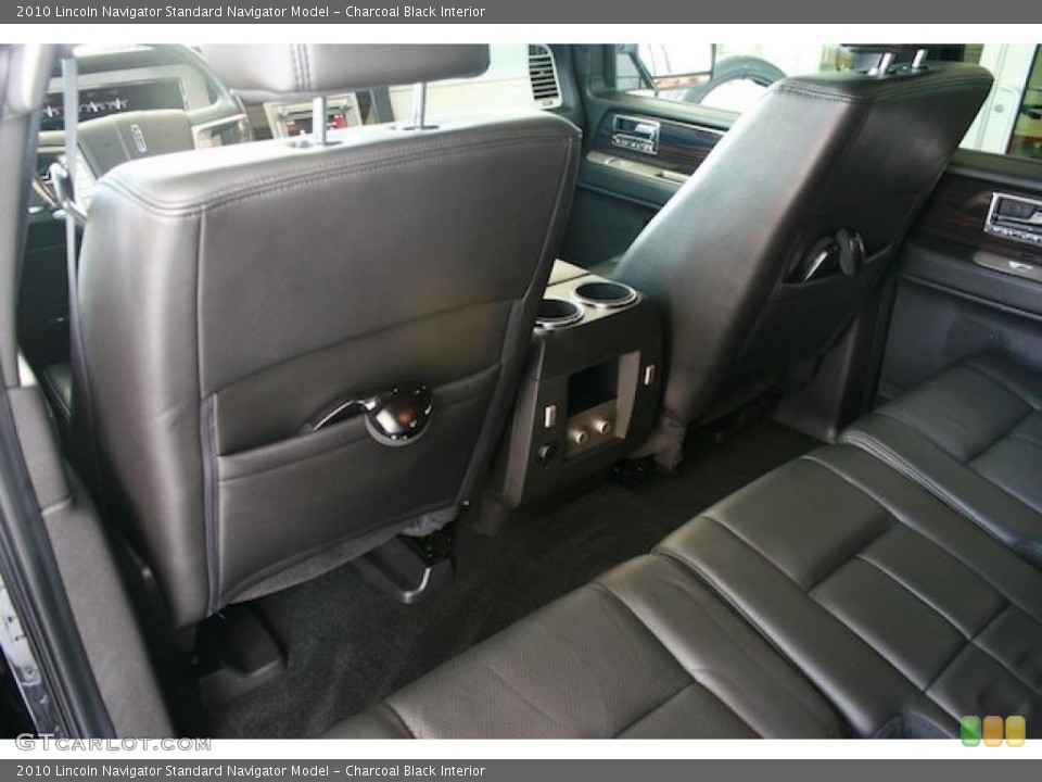 Charcoal Black Interior Photo for the 2010 Lincoln Navigator  #38379415