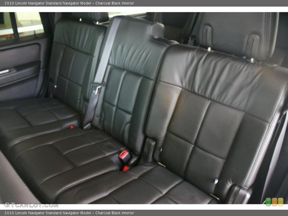 Charcoal Black Interior Photo for the 2010 Lincoln Navigator  #38379439