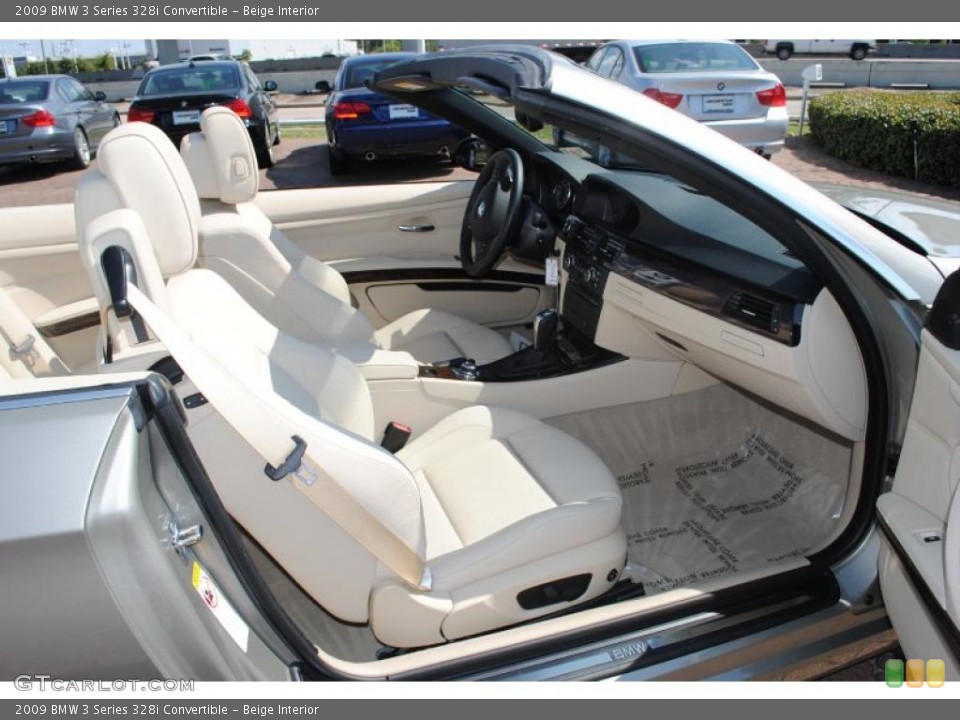 Beige Interior Photo for the 2009 BMW 3 Series 328i Convertible #38379935