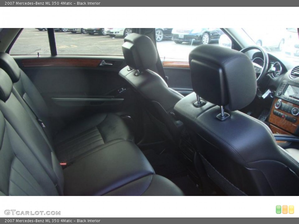 Black Interior Photo for the 2007 Mercedes-Benz ML 350 4Matic #38382518