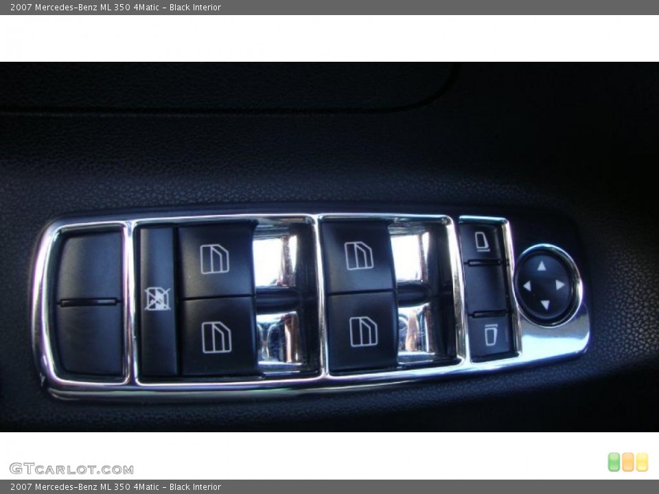 Black Interior Controls for the 2007 Mercedes-Benz ML 350 4Matic #38382614