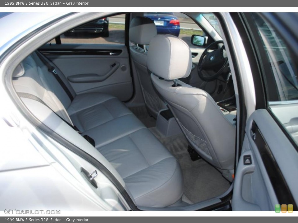 Grey Interior Photo for the 1999 BMW 3 Series 328i Sedan #38383706