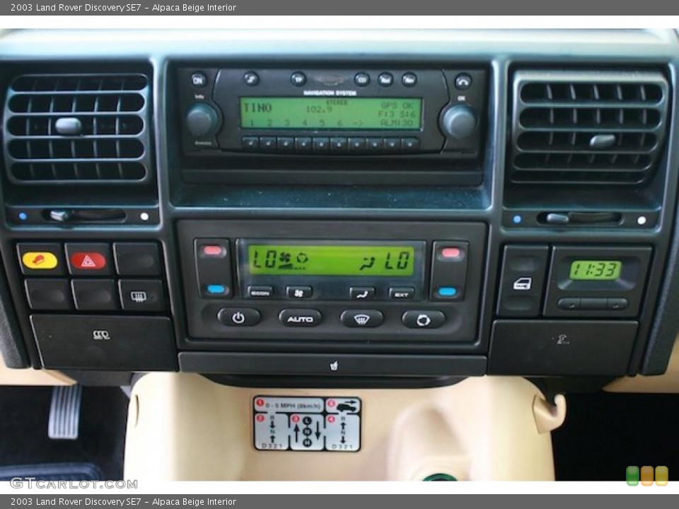 Alpaca Beige Interior Controls for the 2003 Land Rover Discovery SE7 #38385438